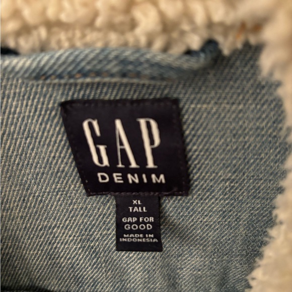 Gap Denim Jacket - Picture 4 of 4